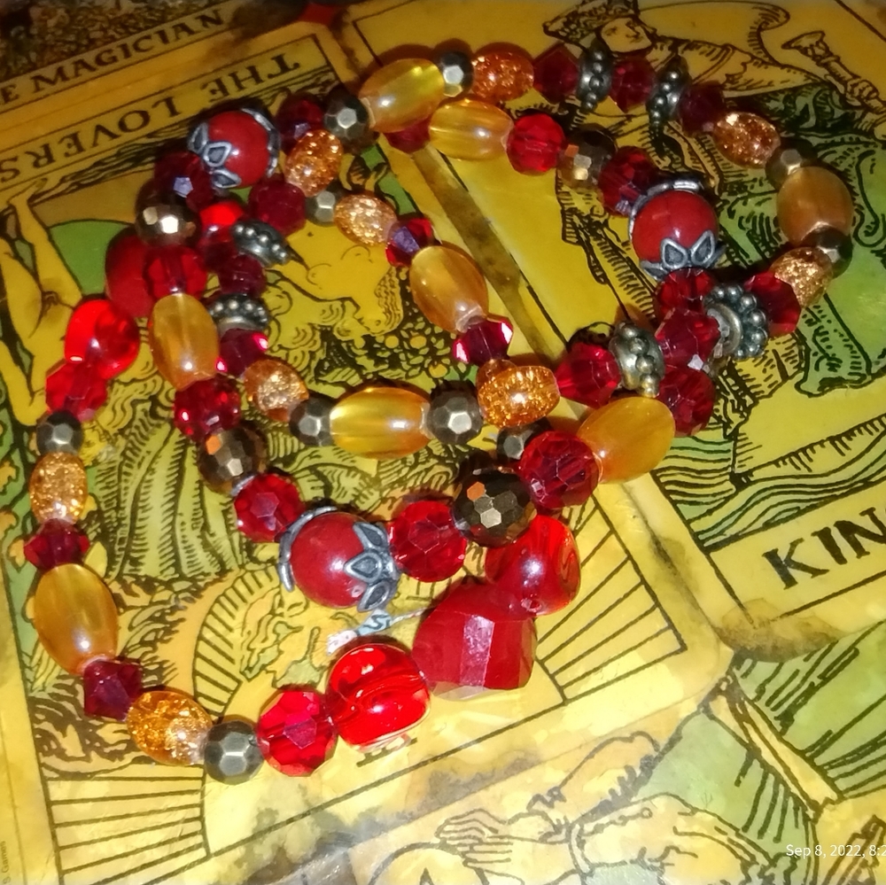 Glass beaded bracelet. Handmade